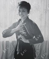 组图：彭丽媛10大青涩照酷似林黛玉