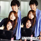 高清组图：KARA与李民基拍秋装写真变可爱三兄妹