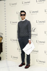 独家高清：张根硕撑品牌活动 少女时代允儿清纯