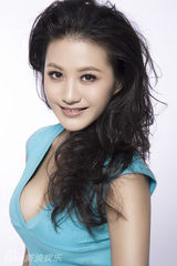 组图：杨渝渝写真张力十足 变身千面娇娃人气飙升