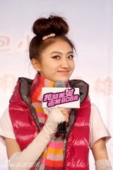 幻灯图集：《美女老板》关机 何润东受景甜“虐待”