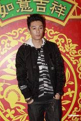 高清组图：众星出席《斗唱金曲迎新岁》活动