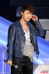 组图：SJ-M台湾会歌迷 唱周杰伦歌曲引惊喜