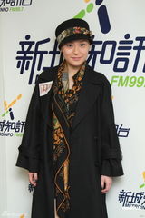 组图：Twins宣传新专辑阿娇否认被黎国辉追求