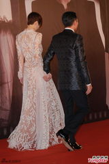 组图：刘德华帅气亮相 与郑秀文再度合作