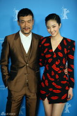 组图：《白日》见面会 桂纶镁与王学兵暧昧调笑