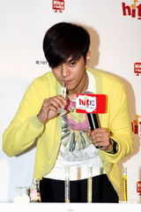 组图：罗志祥新专辑主打抒情歌 为旧爱selina加油