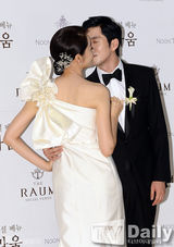 组图：SS501许永生等帅气亮相权民尹智敏婚礼