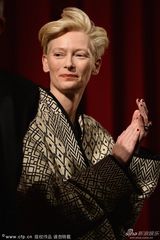 组图：蒂尔达撑《雪国列车》问答会 宋康昊亮相