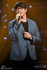 组图：韩节目《M Countdown》录制 KARA蝉联夺冠