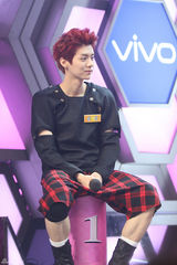 高清组图：EXO《快本》再合体 狼少年卖萌欢乐