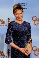 组图：米歇尔-威廉姆斯获电影喜剧类最佳女主角