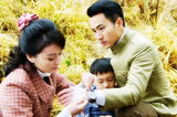 组图：《烽火儿女情》曝精彩剧照 展现年代风采