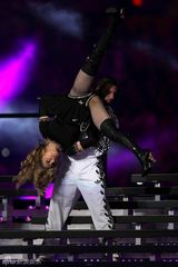 组图：麦当娜埃及艳后造型登场超级碗歌舞秀