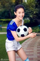 幻灯图集：陈瑞为阿根廷改名陈燃 世界杯写真秀性感