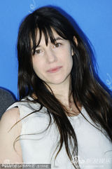 组图：柏林电影节评审团见面会杰克·吉伦哈尔受关注