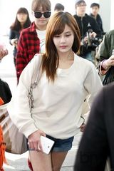 组图：T-araDavichi现身机场赴台参加《MCD》