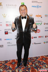 组图：苗侨伟支持子女拍拖 李康生称对手太强