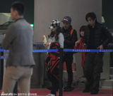 组图：伊能静秦昊同日离京 疑回男方老家过年