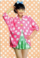 组图：AKB48渡边麻友纯甜写真 变俏女巫嘟红唇