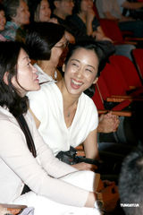 组图：林子祥开音乐会携手爱妻叶倩文打破婚变传言