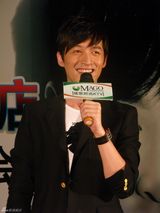 高清组图：胡歌新专辑《蓝光》上海首发签售