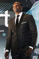 组图：Akon台北热力开唱 短唱十首捞金千万