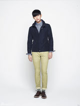 高清组图：金秀贤代言写真 都教授范儿十足