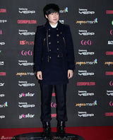 组图：韩国金唱片颁奖典礼 SJ少女时代闪耀红毯