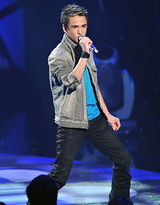 幻灯图：第九季《美偶》9进7唱响猫王之夜