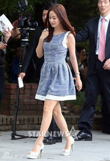 组图：李秉宪李珉廷大婚甜蜜互送吻 群星道贺