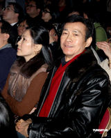 幻灯图：纵贯线香港告别演出 四歌手分享一年感受