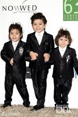 组图：韩谐星尹亨彬大婚徐仁国Solbi等送祝福