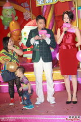 组图：马赛被曝同性恋还吴卓羲清白 胡杏儿担心