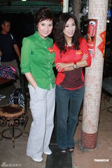 组图：米雪做客《珍情品味》与戚美珍搜寻美食