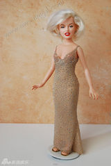 盘点组图：玛丽莲-梦露招牌动作玩偶合辑