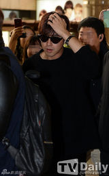 组图：SJ东方神起EXO等赴北京 鸟巢将开唱