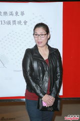 组图：欢乐满东华颁奖晚会 朱千雪不介意无提名