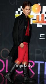 组图：2012SBS歌谣大典举行 SJ等群星助阵