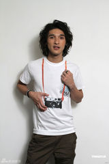 组图：Shine周末开演唱会 推系列周边产品