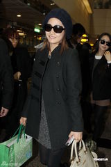 组图：Wonder Girls赴台录节目 素颜现身墨镜遮面