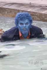 组图：《X战警前传2》曝片场照 野兽狰狞亮相