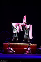 高清图：《阿房宫赋》惊艳 刘晓庆跳鼓舞满堂彩