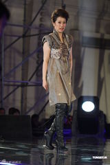 组图：海清带病上阵潮盛典 周立波自称上海最潮人