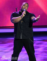 幻灯：《美国偶像》第九季12进11淘汰赛摇滚再现