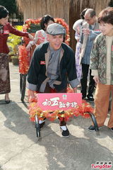 组图：郭羡妮助阵新剧宣传自曝有意再生宝宝