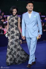 高清组图：群星华服亮相北京电影节蓝毯