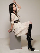 高清组图：阿娇(钟欣桐)高价代言 宣传照潮味十足