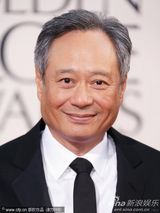 组图：金球奖红毯男星潇洒比帅 简单展魅力