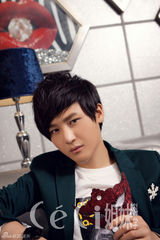 组图：李炜全新梦幻面具大片展露迷离气质